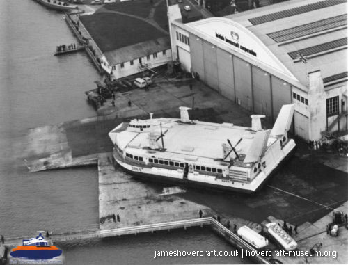 SRN4 prototype GH-2007 -  (credit: The <a href='http://www.hovercraft-museum.org/' target='_blank'>Hovercraft Museum Trust</a>).